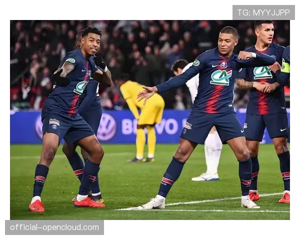 欧塞尔主帅:面对巴黎,我们需要在边路防守中保持高度专注 欧塞尔主帅:面对巴黎,我们需要在边路防守中保持高度专注