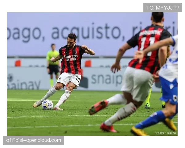 AC米兰客场失利凸显状态波动，欧冠资格争夺面临挑战