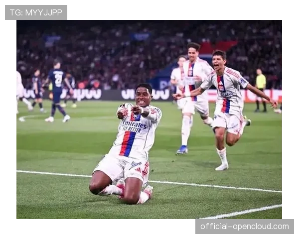 AC米兰1-0维罗纳终结连败，拉比奥特制胜莱奥助攻